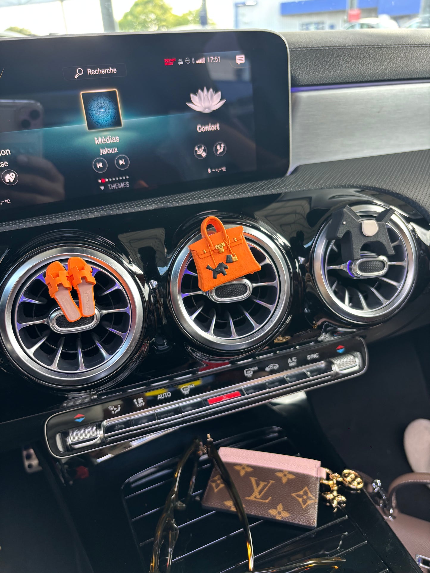 Set Orange